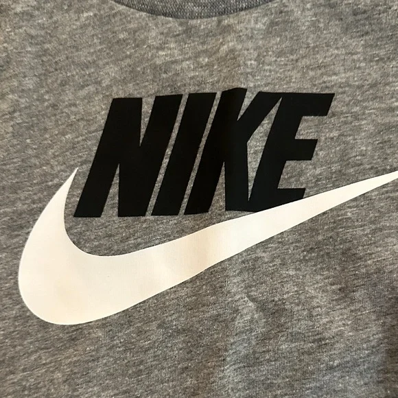 Nike Toddler Boys 2T Gray Just Do It Long Sleeve Shirt Logo Tee - Picture 3 of 6